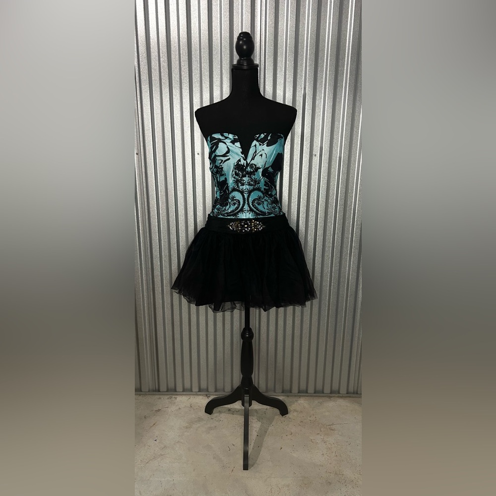 Women’s Flirt Maggie Sottero Blue Black Geometric Strapless Mini Dress Size 8